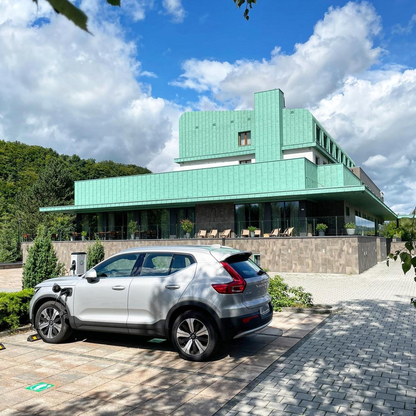 Hotel Bartos Frenštát pod Radhoštěm Exteriör bild