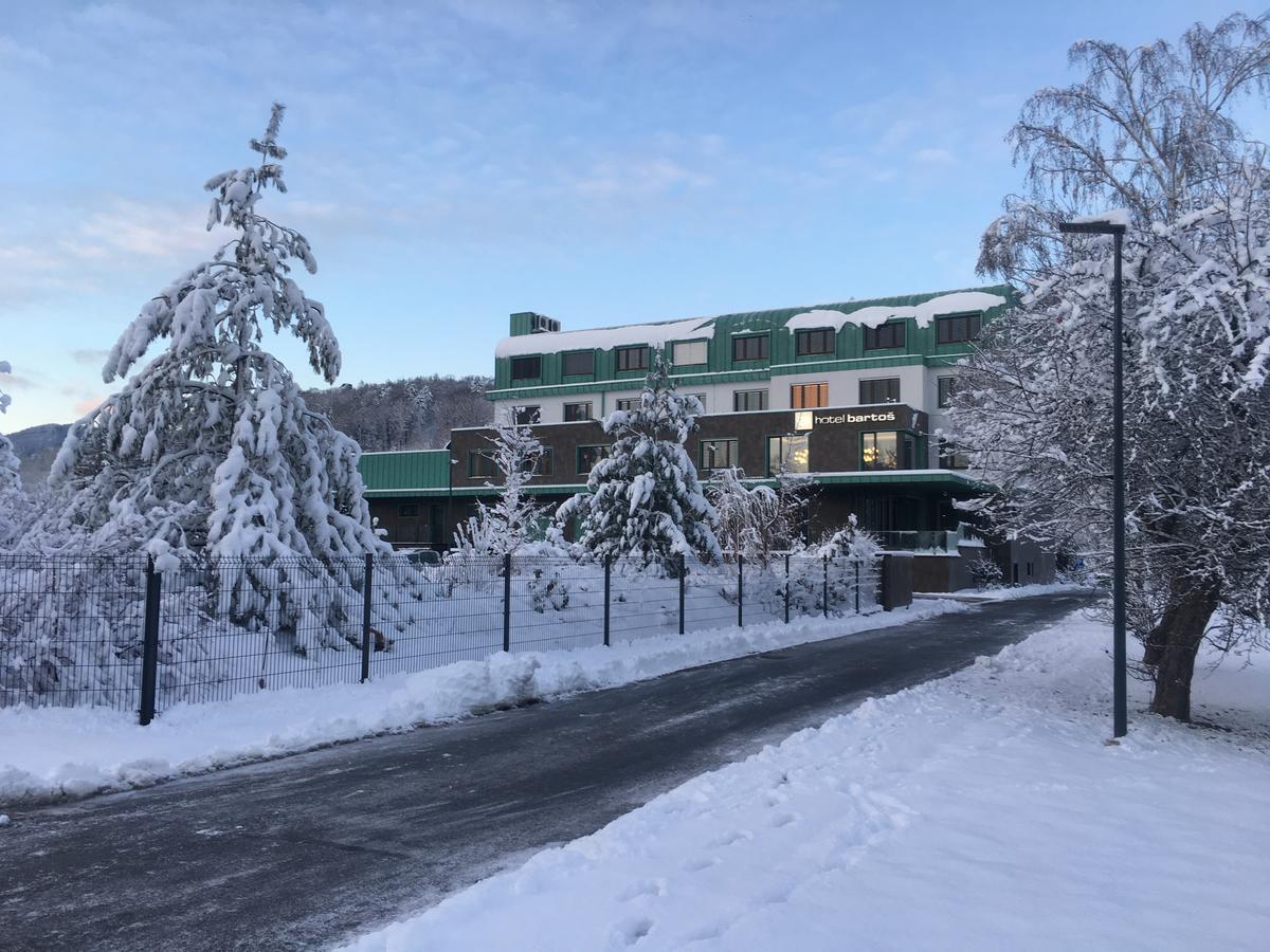 Hotel Bartos Frenštát pod Radhoštěm Exteriör bild