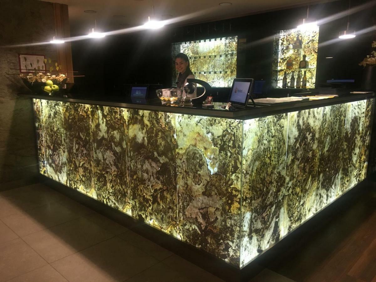 Hotel Bartos Frenštát pod Radhoštěm Exteriör bild